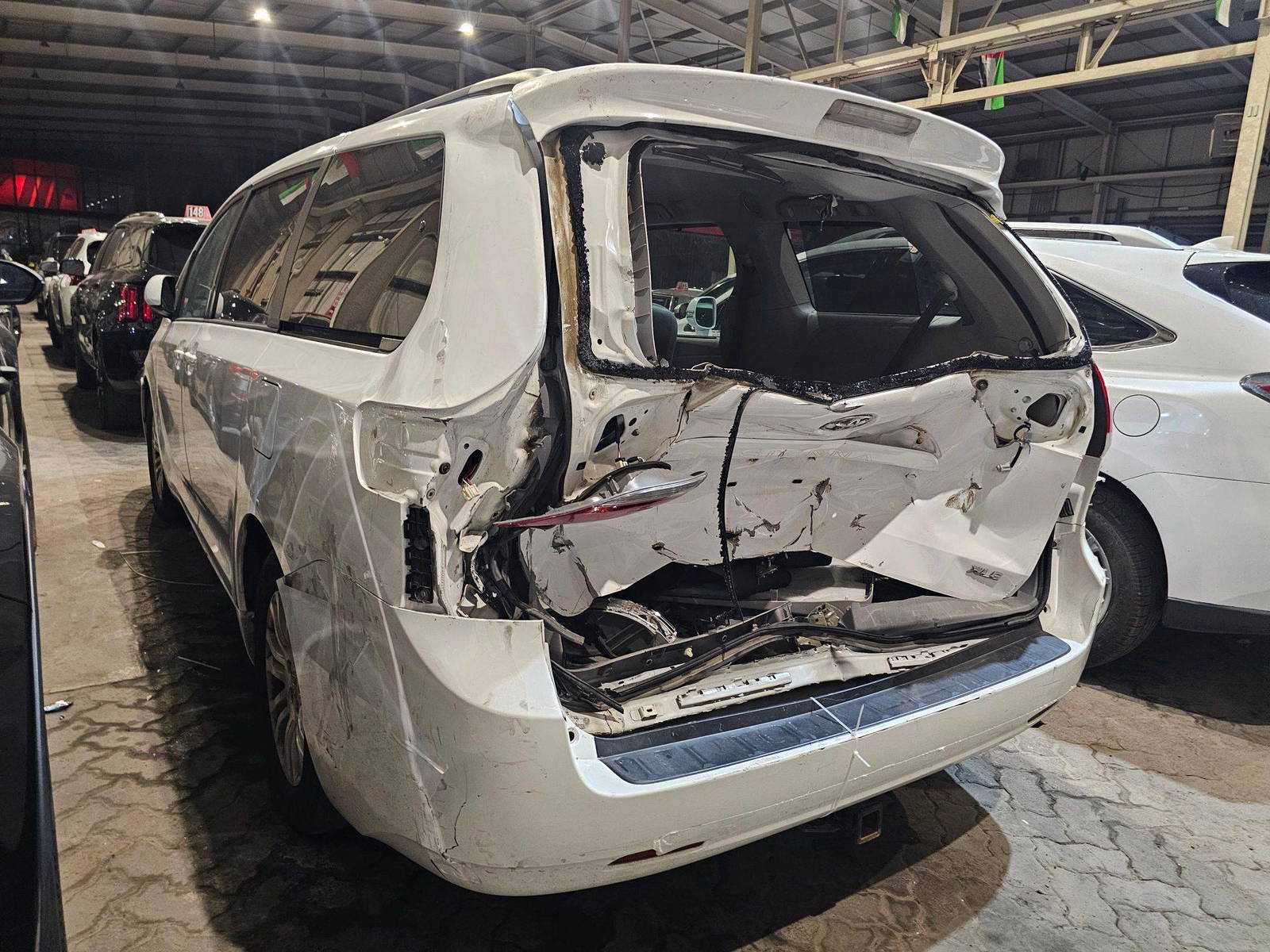 TOYOTA SIENNA 2013 - Marhaba Auction Used Cars - Image 3