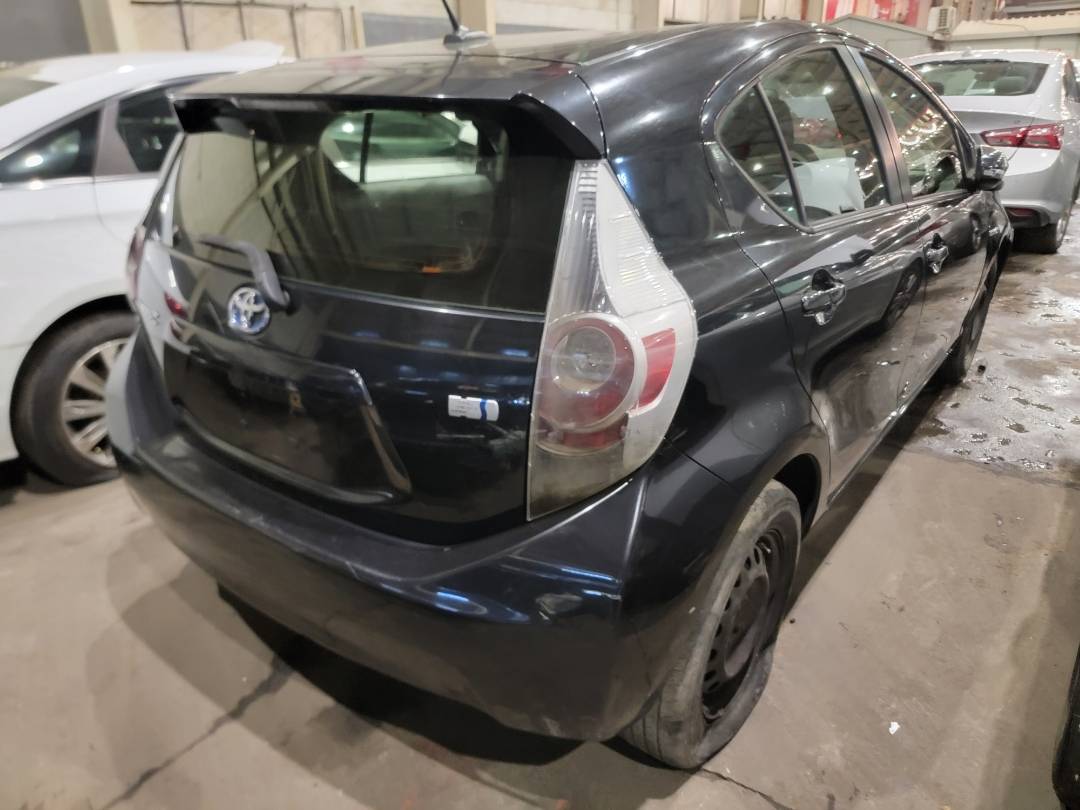 2012 TOYOTA PRIUS C — 277643 Miles — Lot 40749871 — Main - Marhaba Auctions Used Cars - Image 4