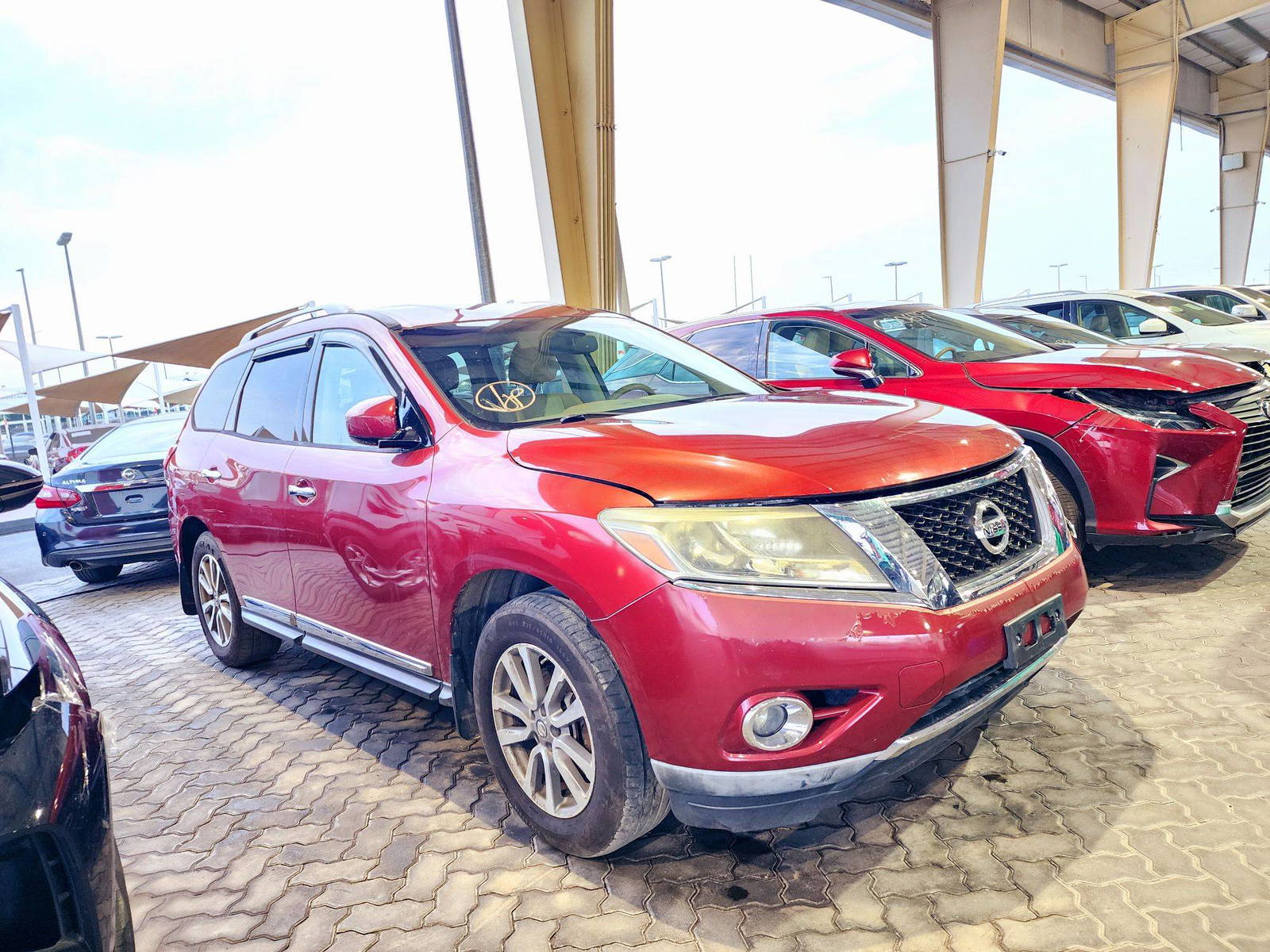 2014 NISSAN PATHFINDER — 154262 Miles — Lot 74896294 — Souq - Marhaba Auctions Used Cars - Image 4
