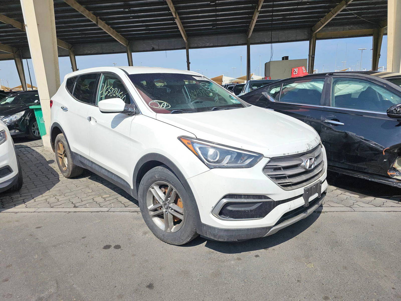 HYUNDAI SANTA FE SPORT 2017 - Marhaba Auction Used Cars - Image 4