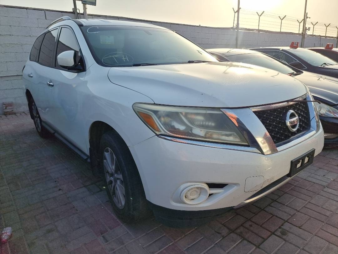2014 NISSAN PATHFINDER — 203678 Miles — Lot 125487 — Souq - Marhaba Auctions Used Cars - Image 3