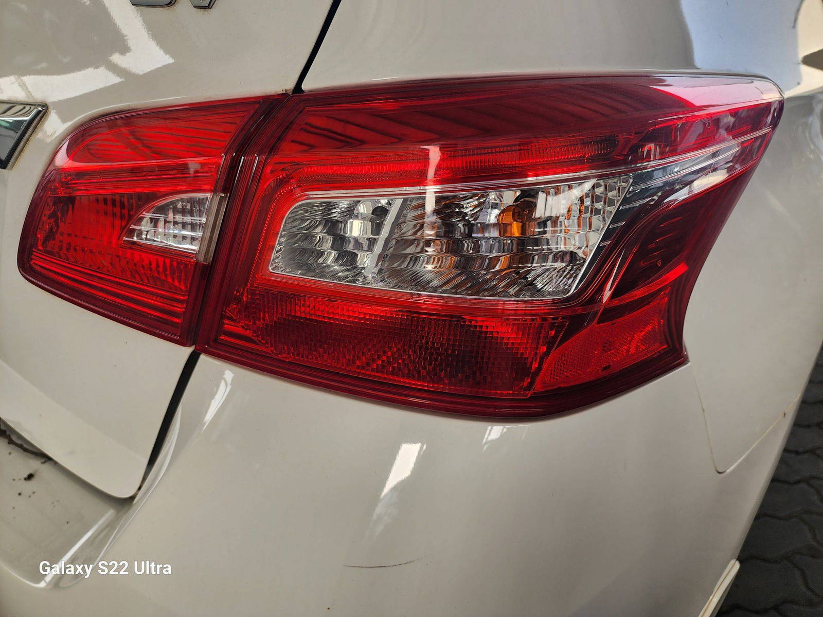 2016 NISSAN SENTRA — 160595 Miles — Lot 37436579 - Marhaba Auctions Used Cars - Image 4