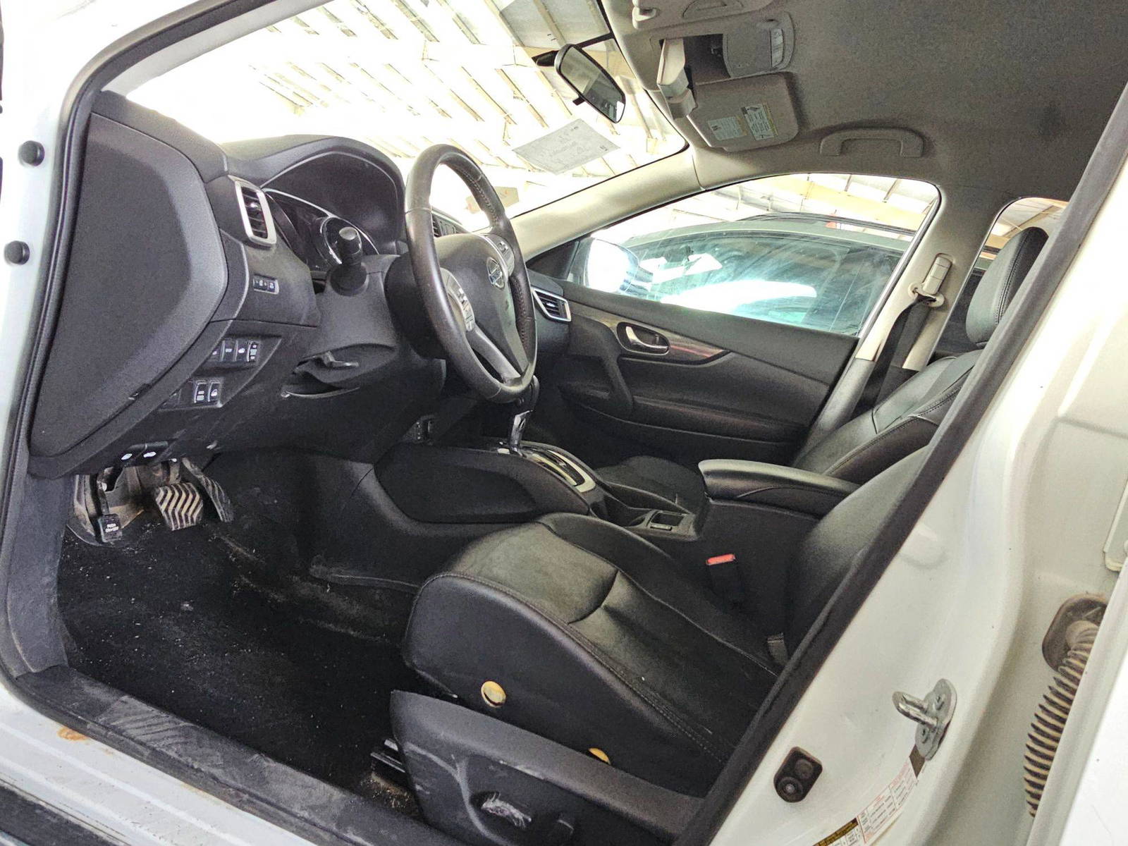 NISSAN ROGUE 2016 - Marhaba Auction Used Cars - Image 7