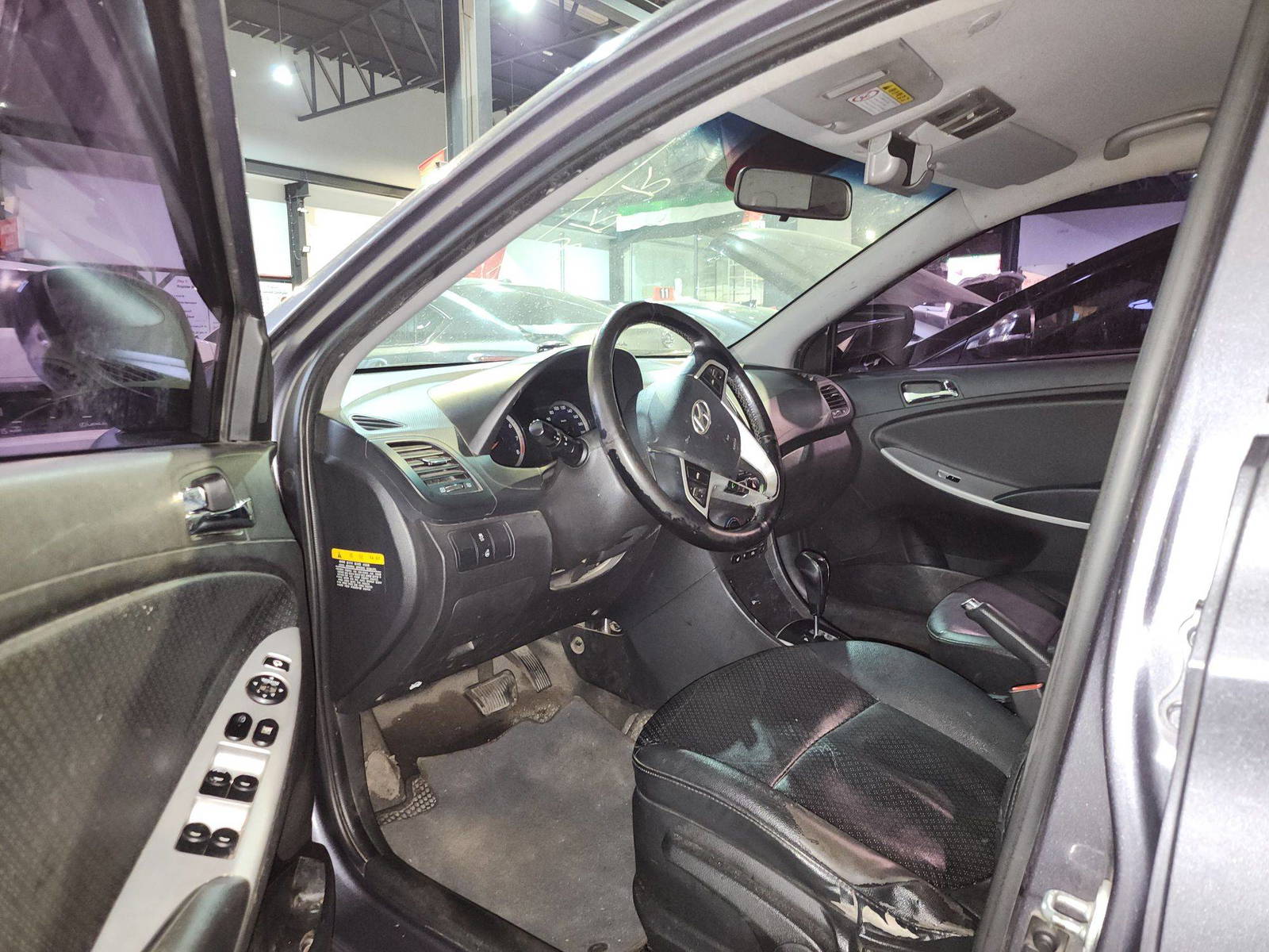 2014 HYUNDAI ACCENT — 87934 KM — Lot 544978 — Main - Marhaba Auctions Used Cars - Image 9