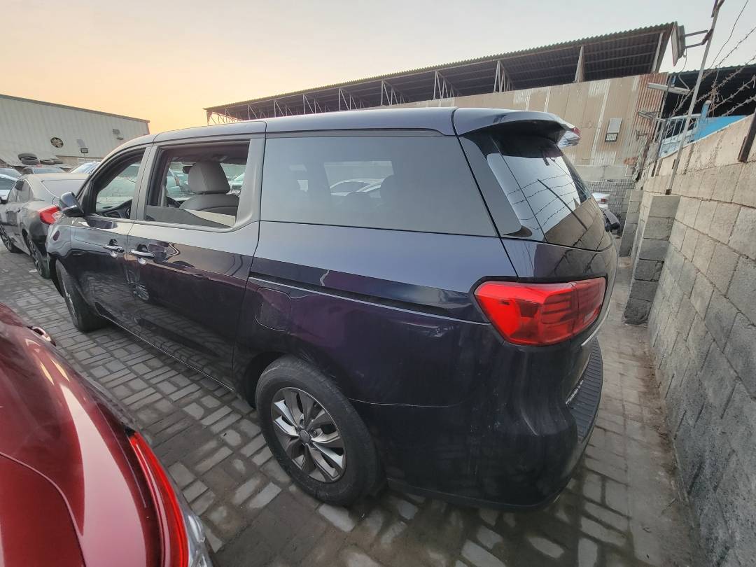 2019 KIA SEDONA — 87721 Miles — Lot 8K6533517 — Main - Marhaba Auctions Used Cars - Image 5
