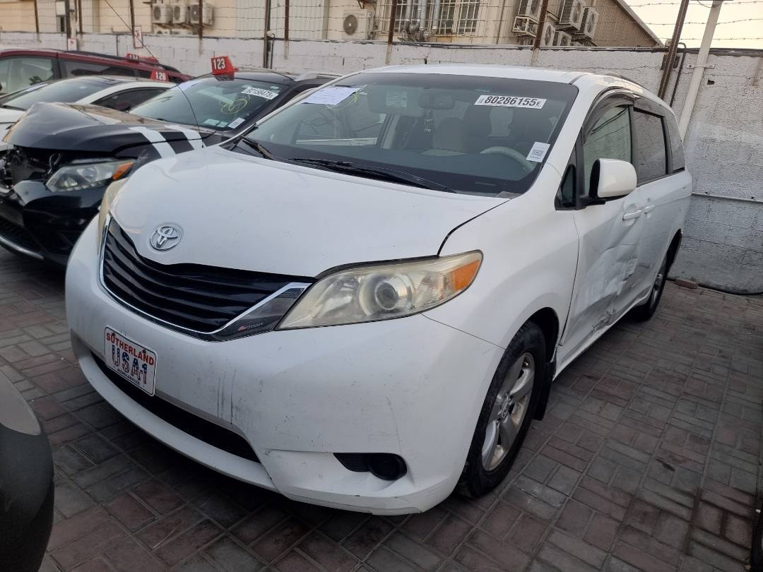 2011 TOYOTA SIENNA — 208054 Miles — Lot S145786 — Ind. 12 - Marhaba Auctions Used Cars - Image 3