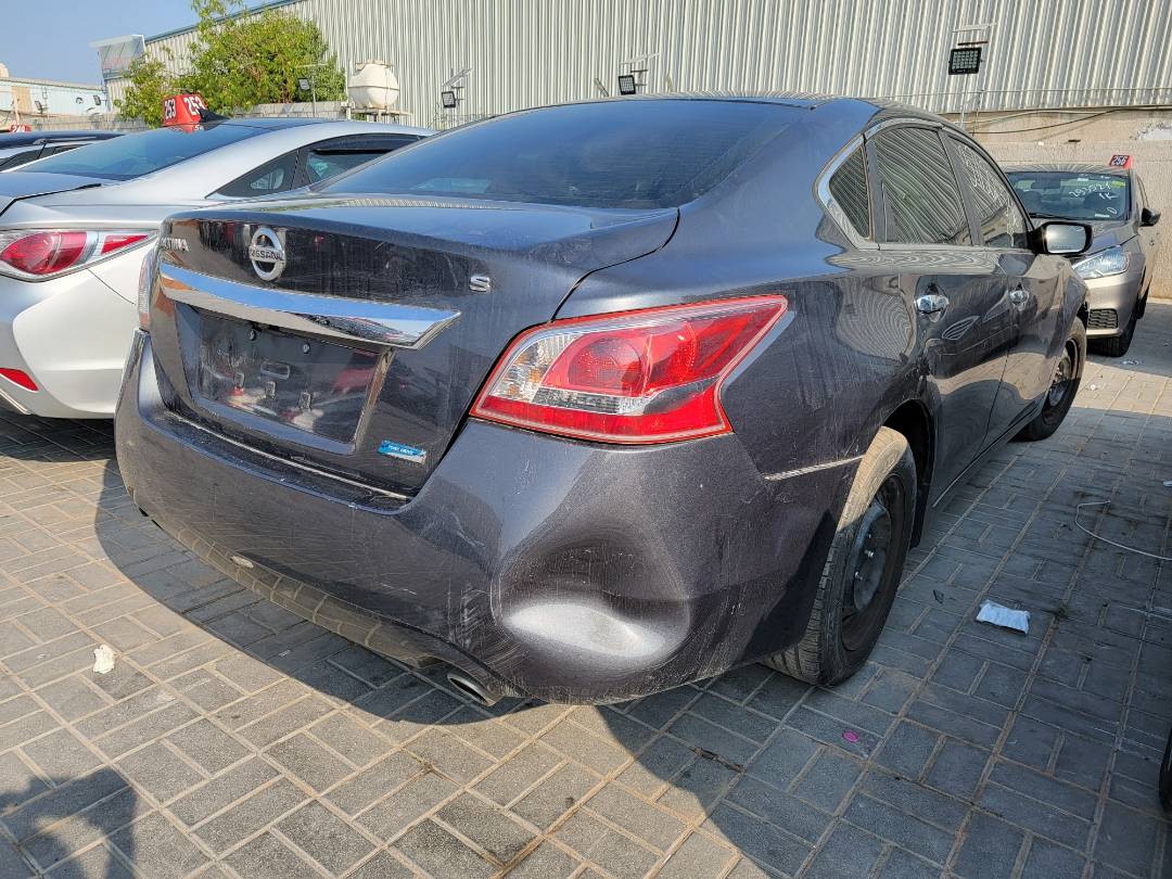 2013 NISSAN ALTIMA — 181592 Miles — Lot 37122336 - Marhaba Auctions Used Cars - Image 3