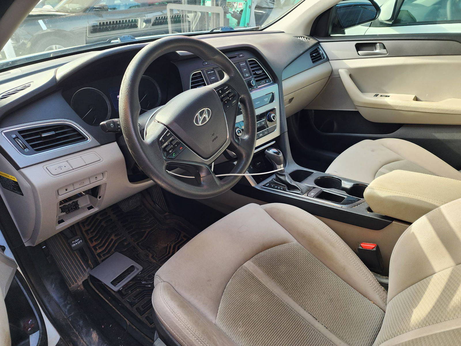2016 HYUNDAI SONATA — 282098 Miles — Lot 77137223 - Marhaba Auctions Used Cars - Image 6