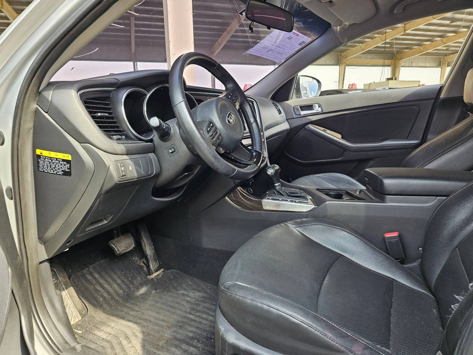 2014 KIA K5 — 264266 KM — Lot 428730 — Souq - Marhaba Auctions Used Cars - Image 8