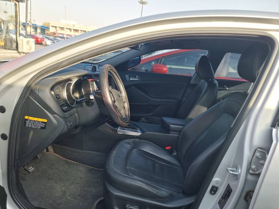 2011 KIA K5 — 143116 KM — Lot 125487 — Ind. 12 - Marhaba Auctions Used Cars - Image 9