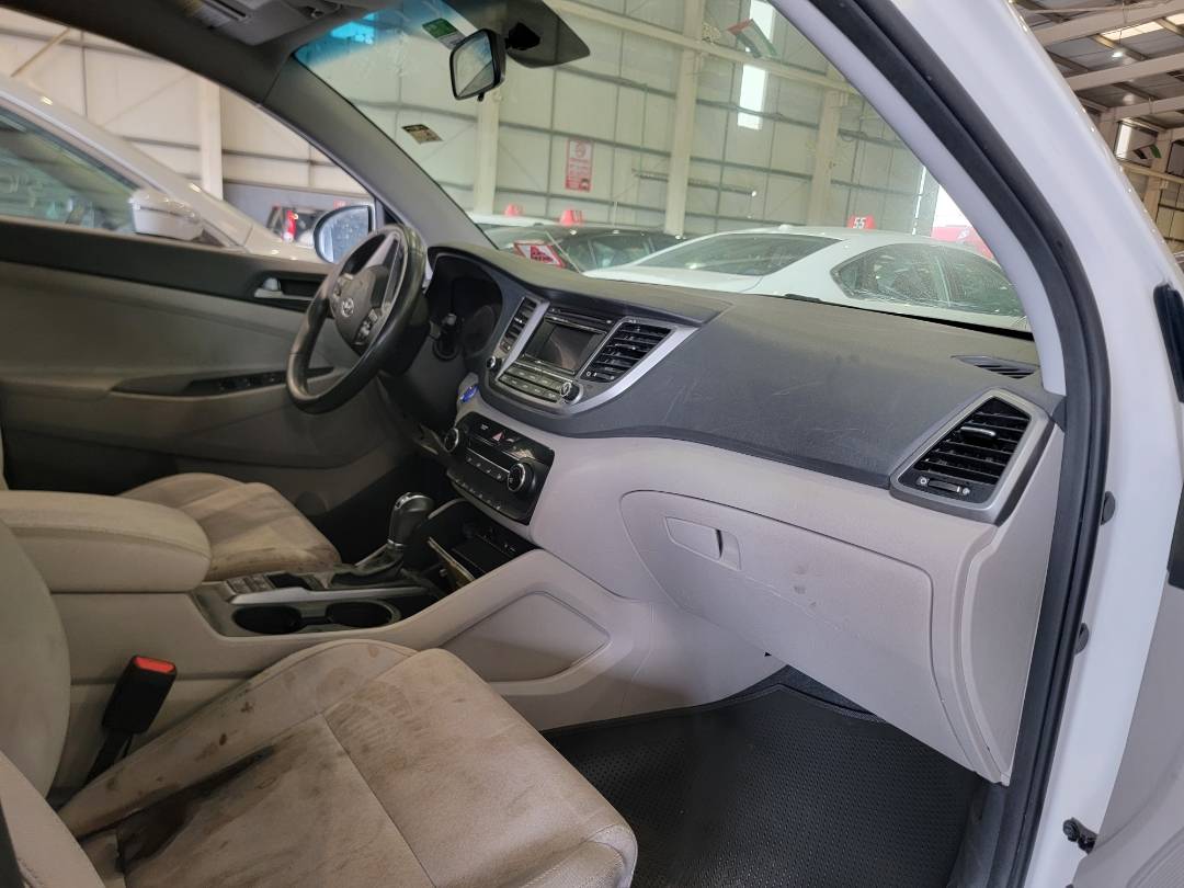 2017 HYUNDAI TUCSON — 102564 Miles — Lot U504831 — Main - Marhaba Auctions Used Cars - Image 8