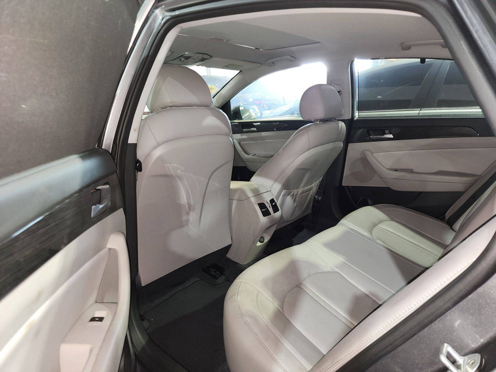 2018 HYUNDAI SONATA — 95574 Miles — Lot 69949564 — Al Quoz - Marhaba Auctions Used Cars - Image 7