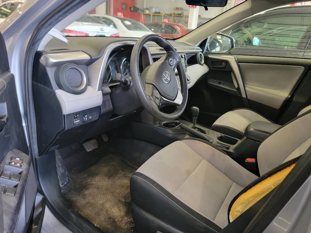 2018 TOYOTA RAV4 — 92155 Miles — Lot D186322 — Main - Marhaba Auctions Used Cars - Image 8