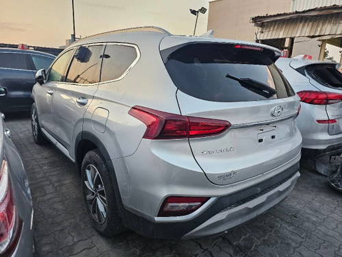 2019 HYUNDAI SANTA FE for sale at Marhaba Auctions