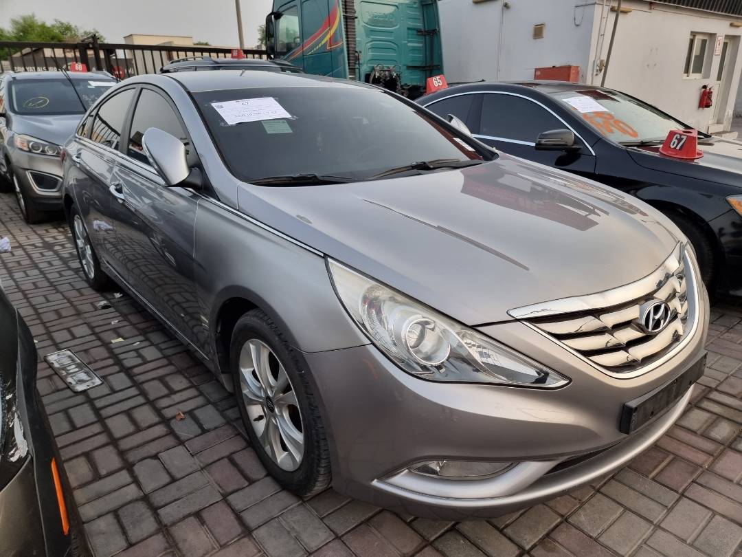 2010 HYUNDAI SONATA — 96917 KM — Lot 041277 — Ind. 12 - Marhaba Auctions Used Cars - Image 3