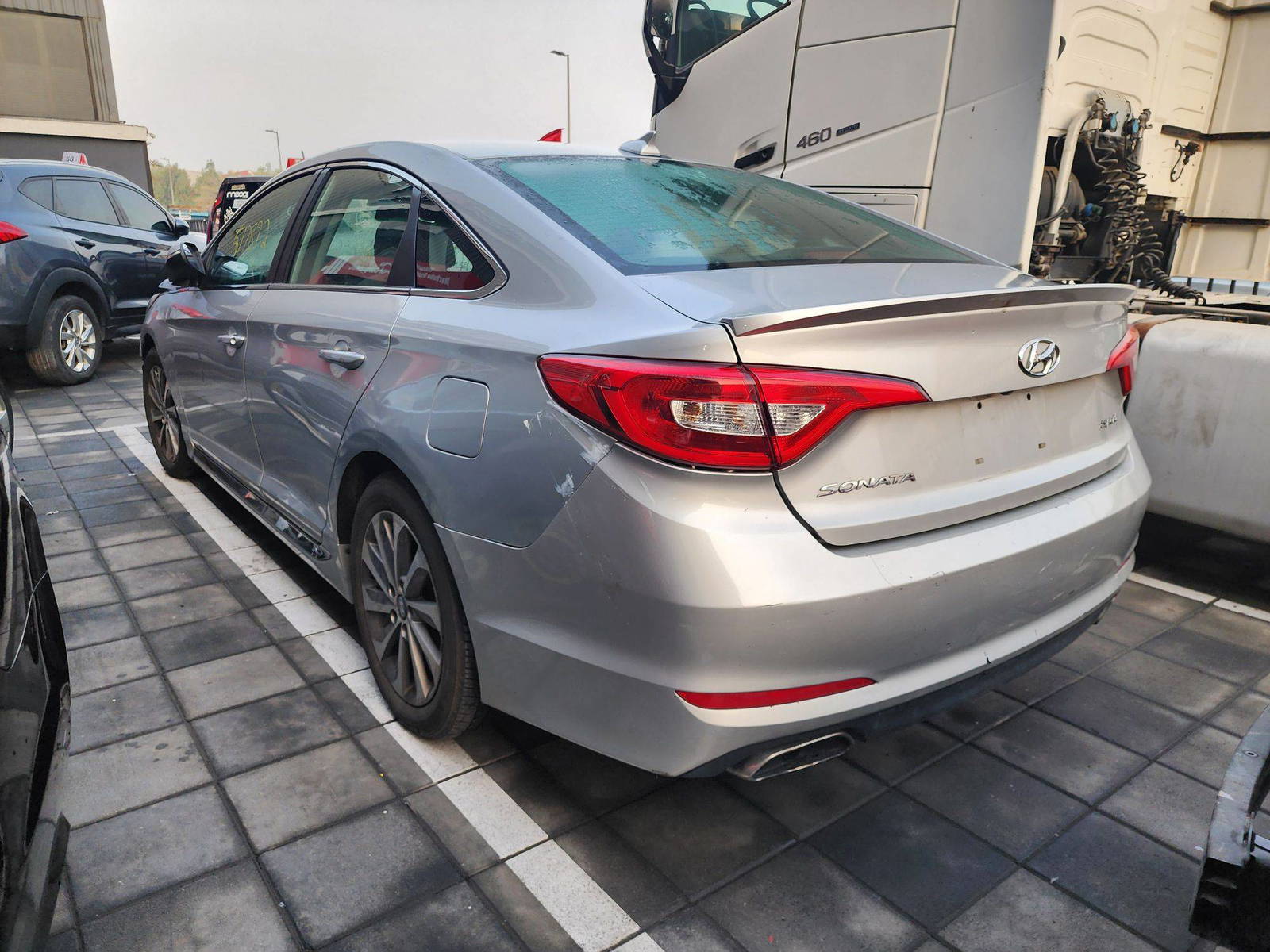 2015 HYUNDAI SONATA — 172247 Miles — Lot 29353 — Ind. 12 - Marhaba Auctions Used Cars - Image 6