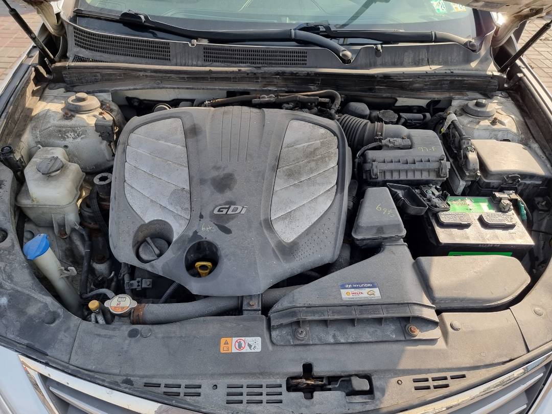 2015 HYUNDAI AZERA — 117489 Miles — Lot 448378 — Ind. 12 - Marhaba Auctions Used Cars - Image 12