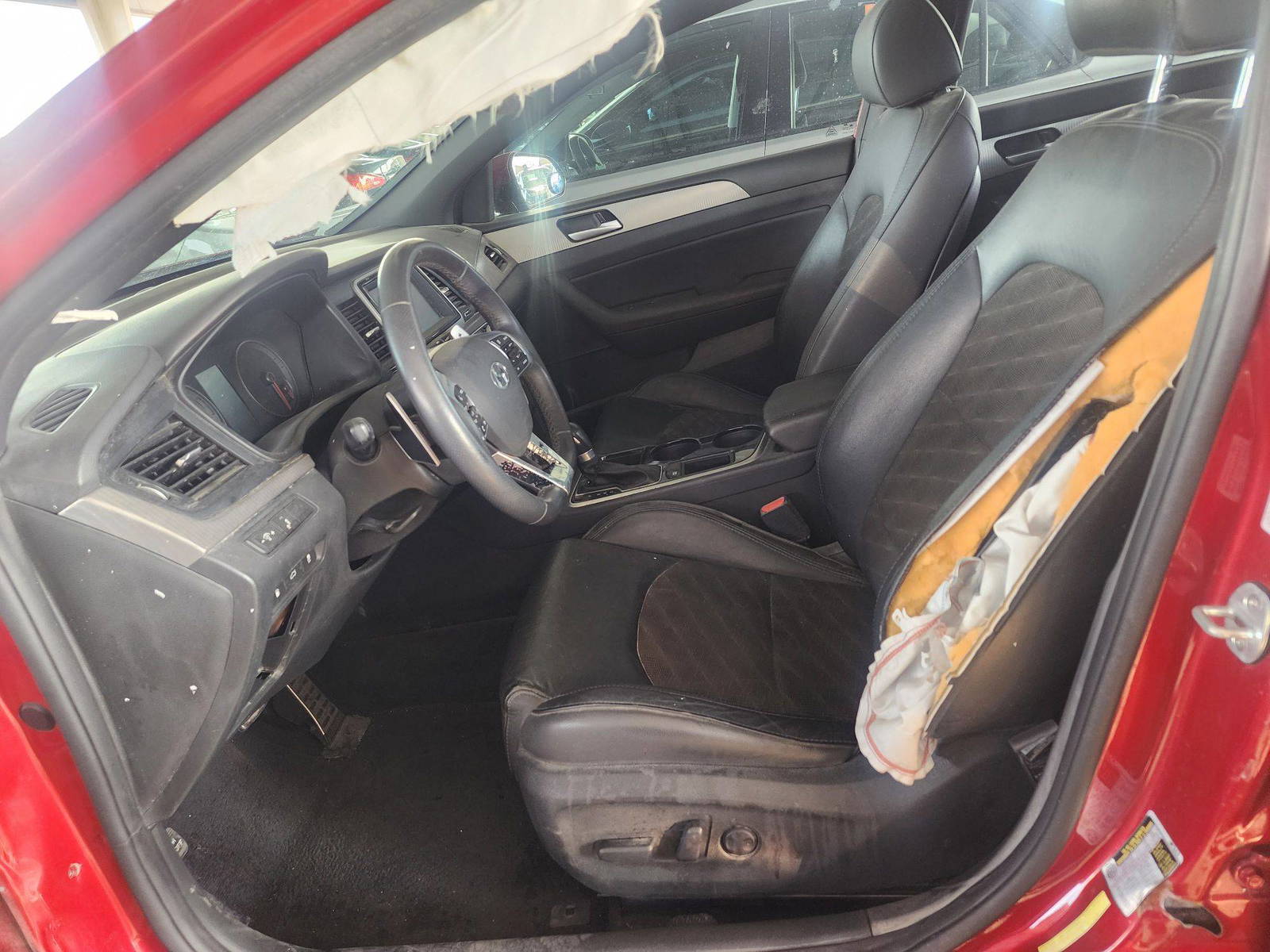 2018 HYUNDAI SONATA — 91399 Miles — Lot 36667751 — Main - Marhaba Auctions Used Cars - Image 11