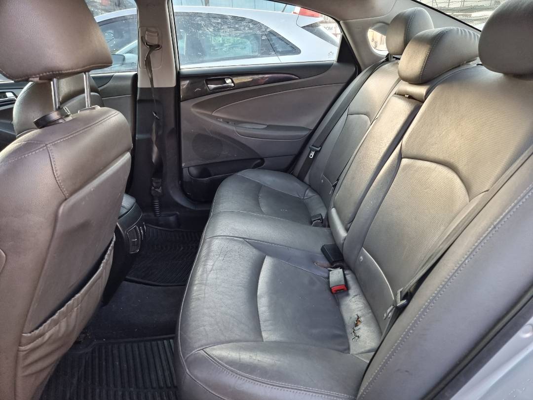 2013 HYUNDAI SONATA — 163908 Miles — Lot 2105487 — Ind. 12 - Marhaba Auctions Used Cars - Image 7