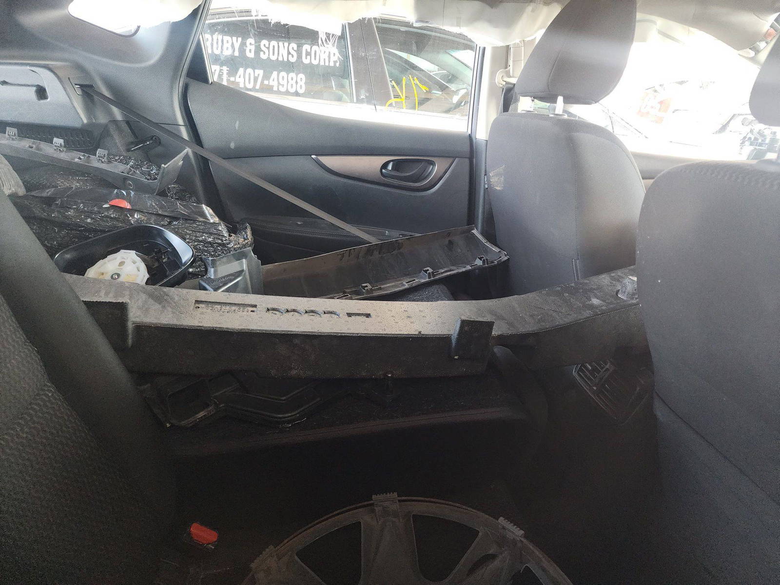 2019 NISSAN ROGUE SPORTS — 63386 Miles — Lot KW325445 - Marhaba Auctions Used Cars - Image 9