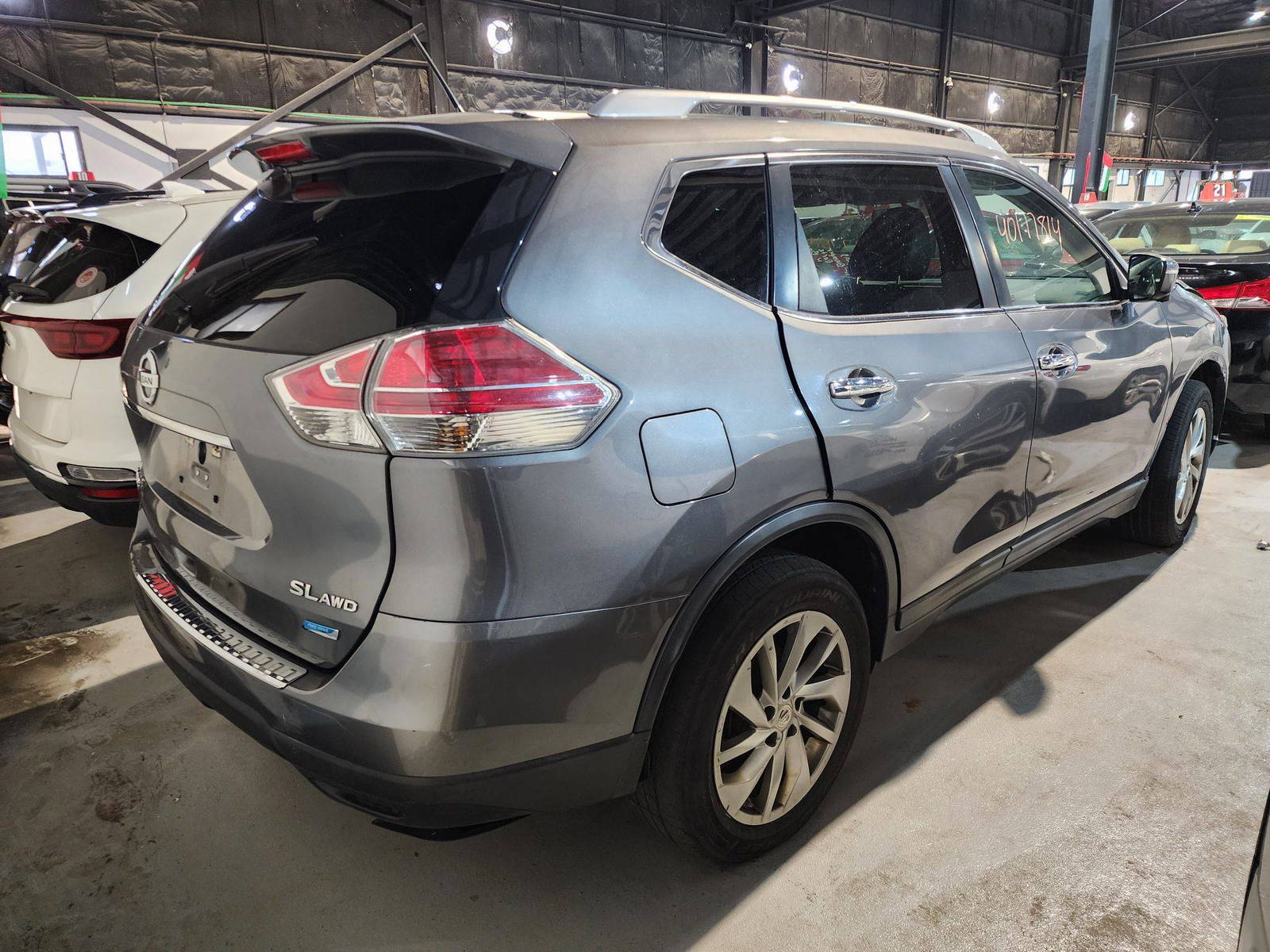 2014 NISSAN ROGUE — 157940 Miles — Lot 40177814 — Al Quoz - Marhaba Auctions Used Cars - Image 6