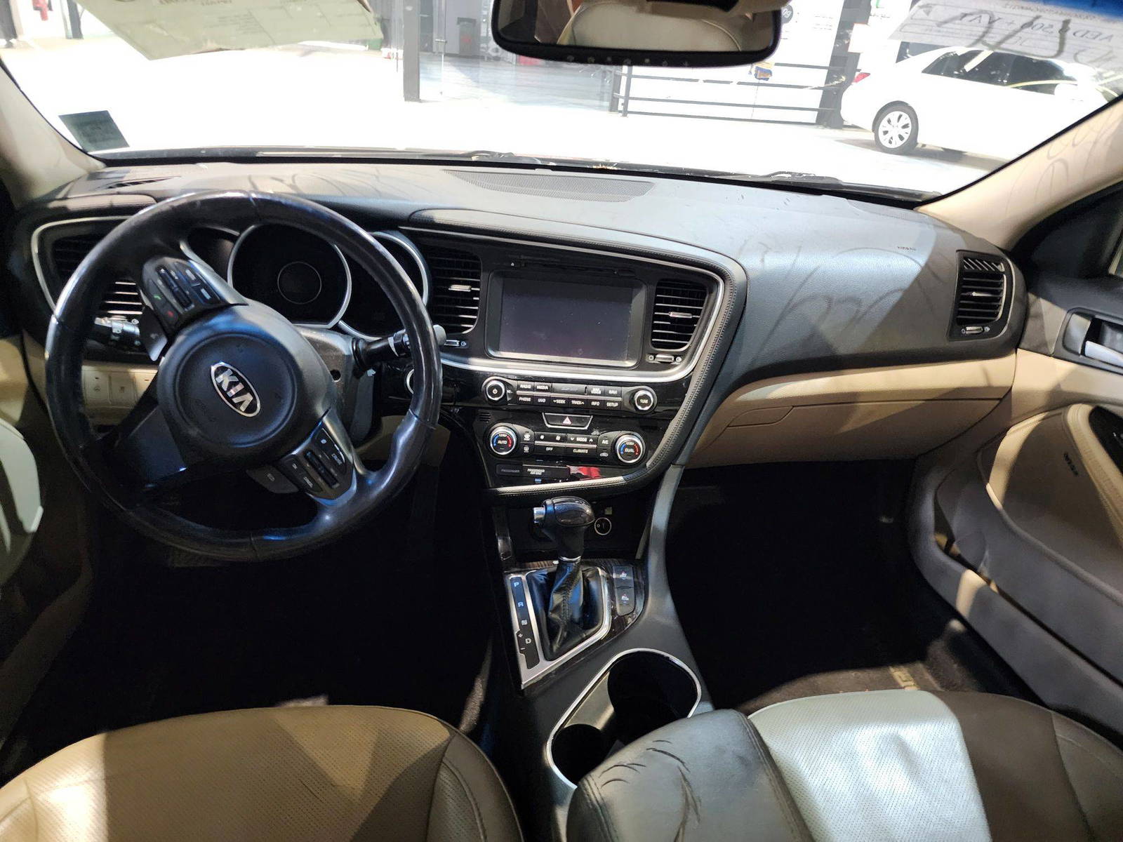 2015 KIA OPTIMA — 116295 Miles — Lot 38796628 — Al Quoz - Marhaba Auctions Used Cars - Image 8