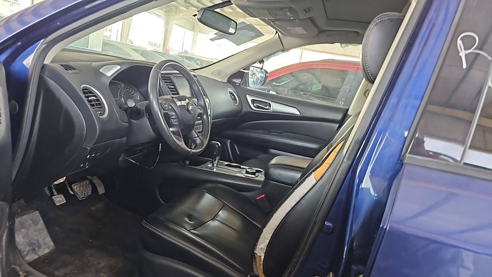 2017 NISSAN PATHFINDER — 219843 Miles — Lot 3HC665304 — Souq - Marhaba Auctions Used Cars - Image 7