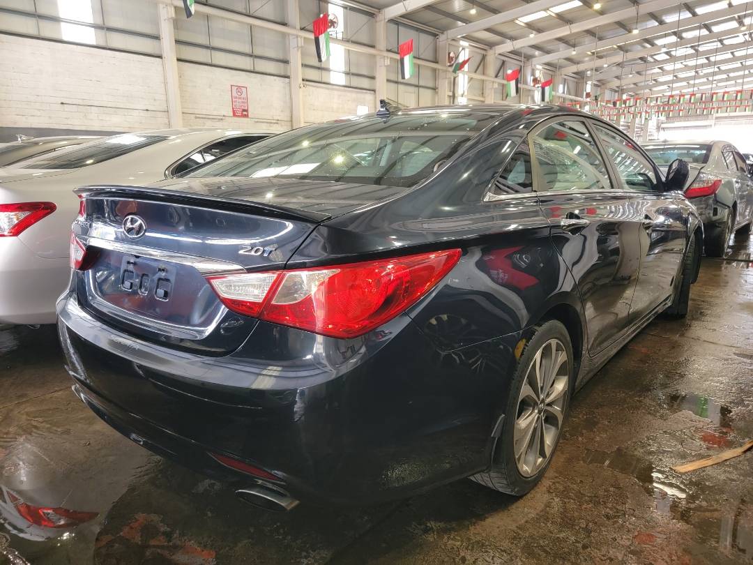 2013 HYUNDAI SONATA — 208200 Miles — Lot 40627998 — Main - Marhaba Auctions Used Cars - Image 3