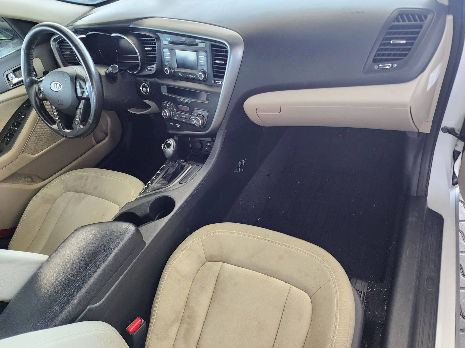 2011 KIA OPTIMA — 136732 Miles — Lot 37947909 - Marhaba Auctions Used Cars - Image 5