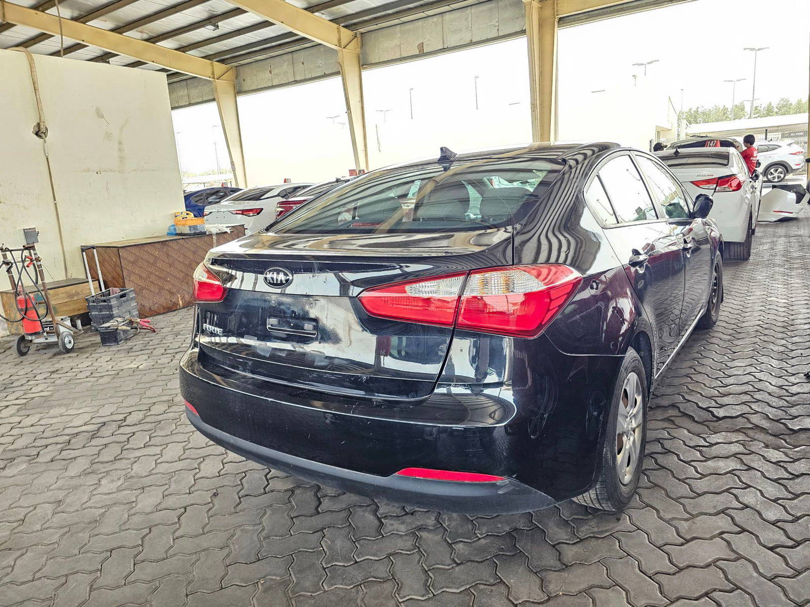 2016 KIA FORTE — 106860 KM — Lot G5535539 — Ind. 12 - Marhaba Auctions Used Cars - Image 3
