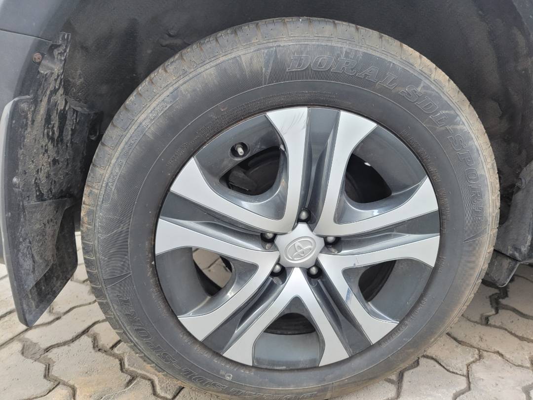 2018 TOYOTA RAV4 — 78104 Miles — Lot JJ229965 - Marhaba Auctions Used Cars - Image 7