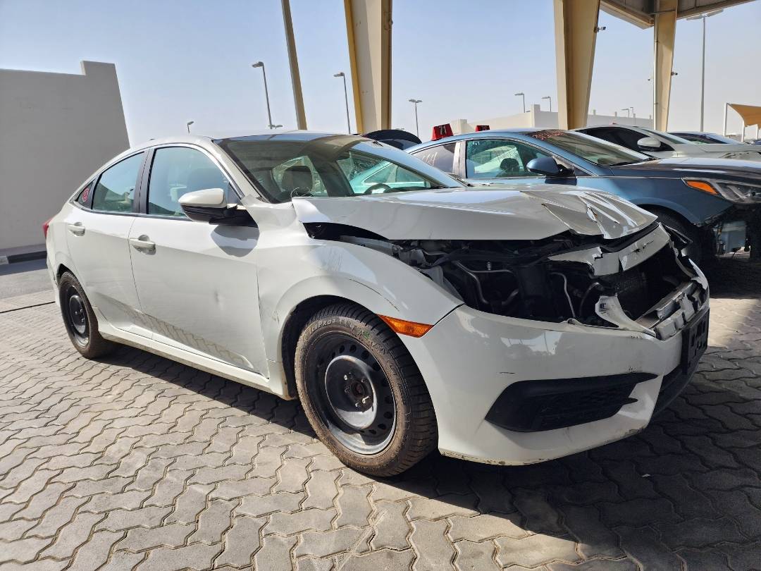 2016 HONDA CIVIC — 102121 Miles — Lot E049112 — Souq - Marhaba Auctions Used Cars - Image 4