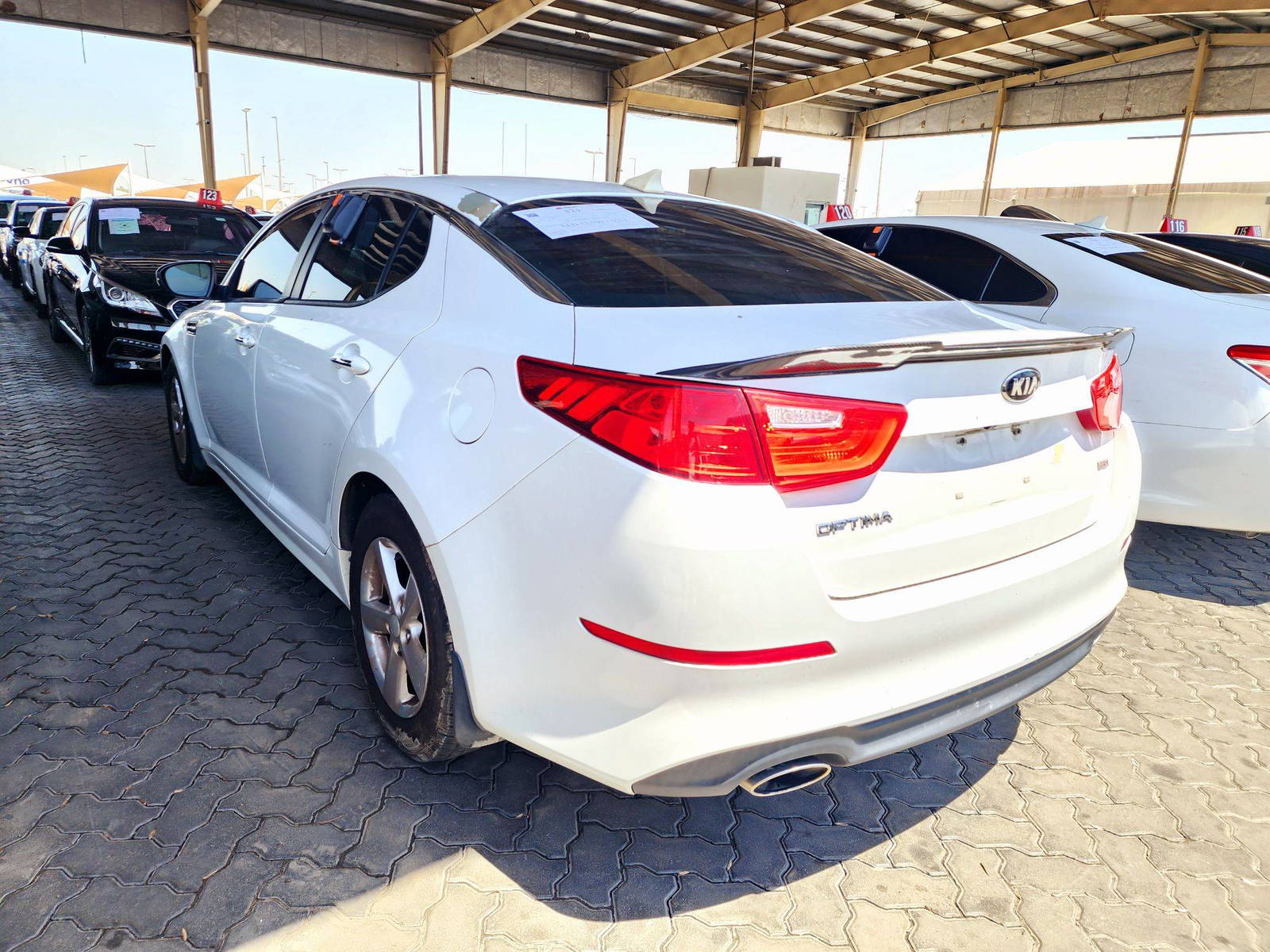 2014 KIA OPTIMA — 196276 Miles — Lot 279329 — Souq - Marhaba Auctions Used Cars - Image 5