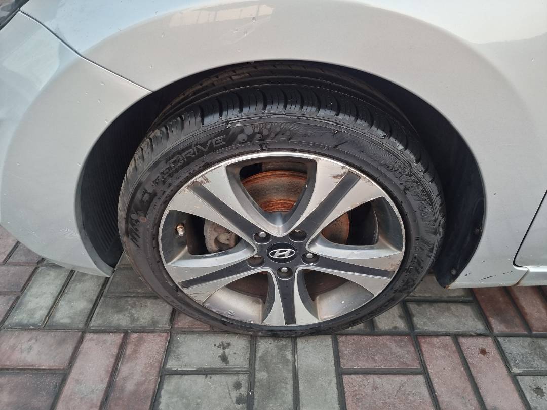2013 HYUNDAI ELANTRA — 173327 Miles — Lot 4880 — Main - Marhaba Auctions Used Cars - Image 11