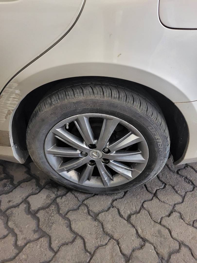 LEXUS ES 350 2011 - Marhaba Auction Used Cars - Image 9