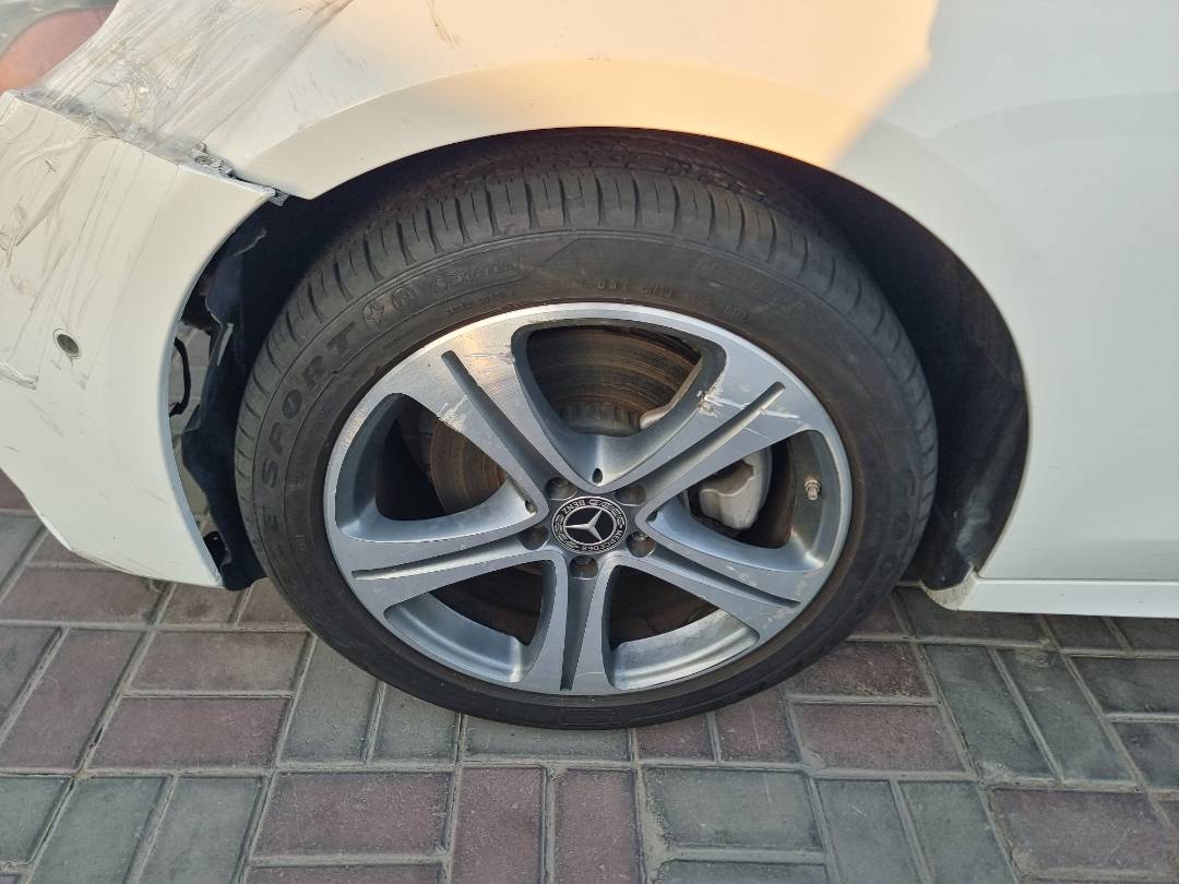 MERCEDES BENZ E-300 2018 - Marhaba Auction Used Cars - Image 11