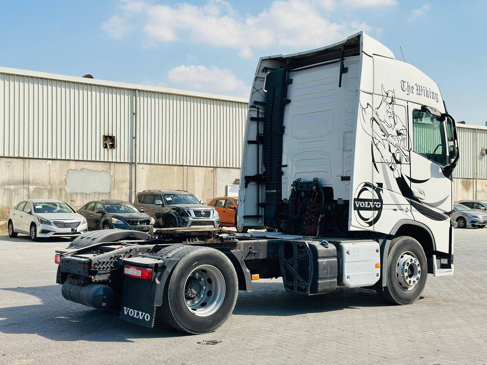 2015 VOLVO FH-Series — 1174646,8 KM — Lot FB739663 — Main - Marhaba Auctions Used Cars - Image 7