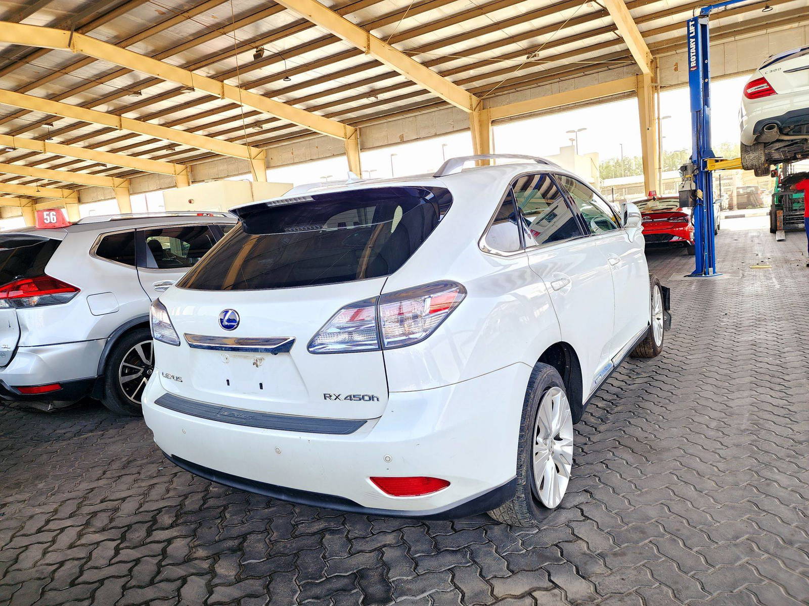 2010 LEXUS RX 450H — 191749 Miles — Lot A2413493 — Souq - Marhaba Auctions Used Cars - Image 3