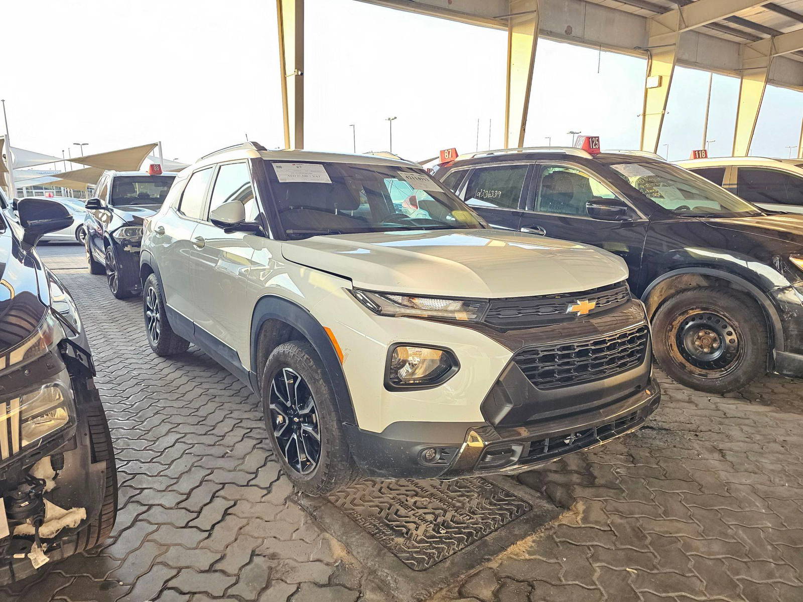 2023 CHEVROLET TRAILBLAZER LT — 60862 Miles — Lot 42114913 — Main - Marhaba Auctions Used Cars - Image 5