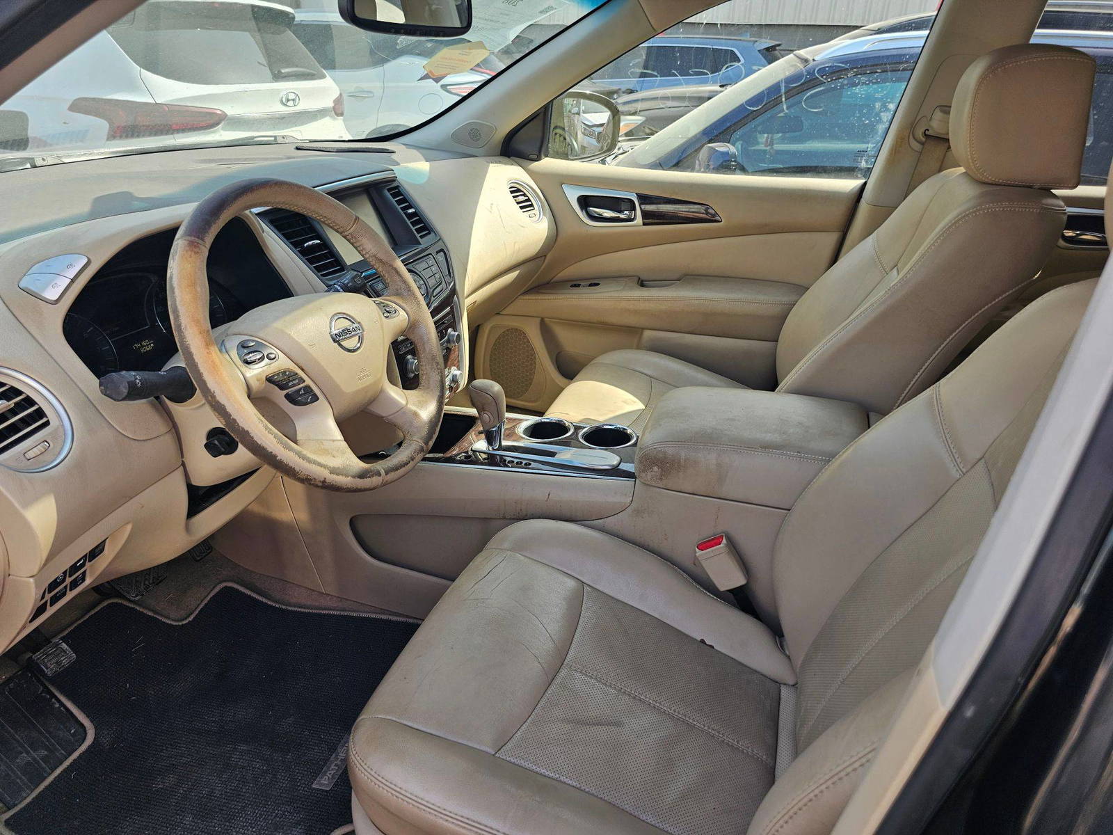 2015 NISSAN PATHFINDER — 174160 Miles — Lot N2FC605524 — Main - Marhaba Auctions Used Cars - Image 8