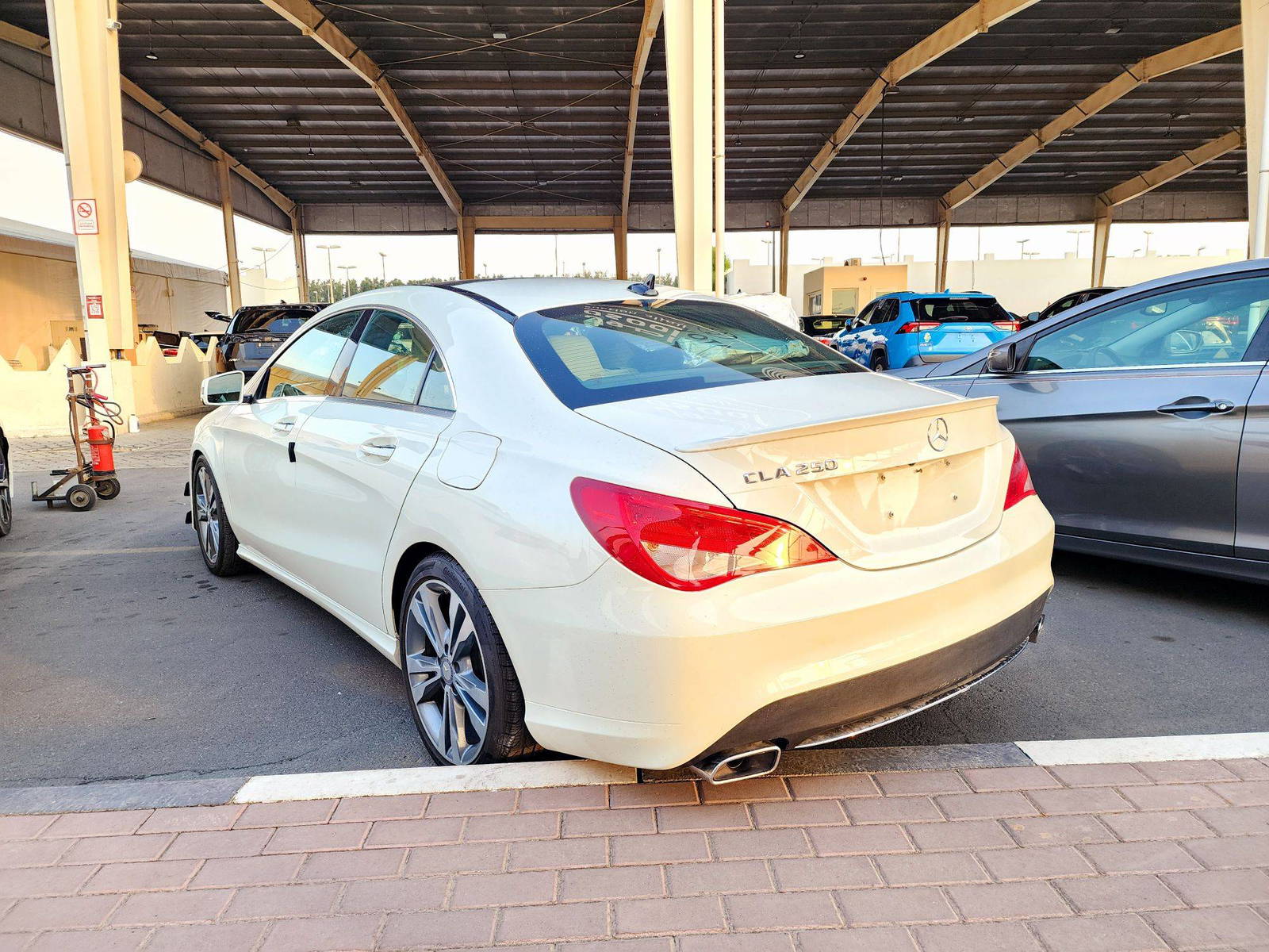 2016 MERCEDES BENZ CLA 250 — 106463 Miles — Lot 3GN330015 — Souq - Marhaba Auctions Used Cars - Image 4