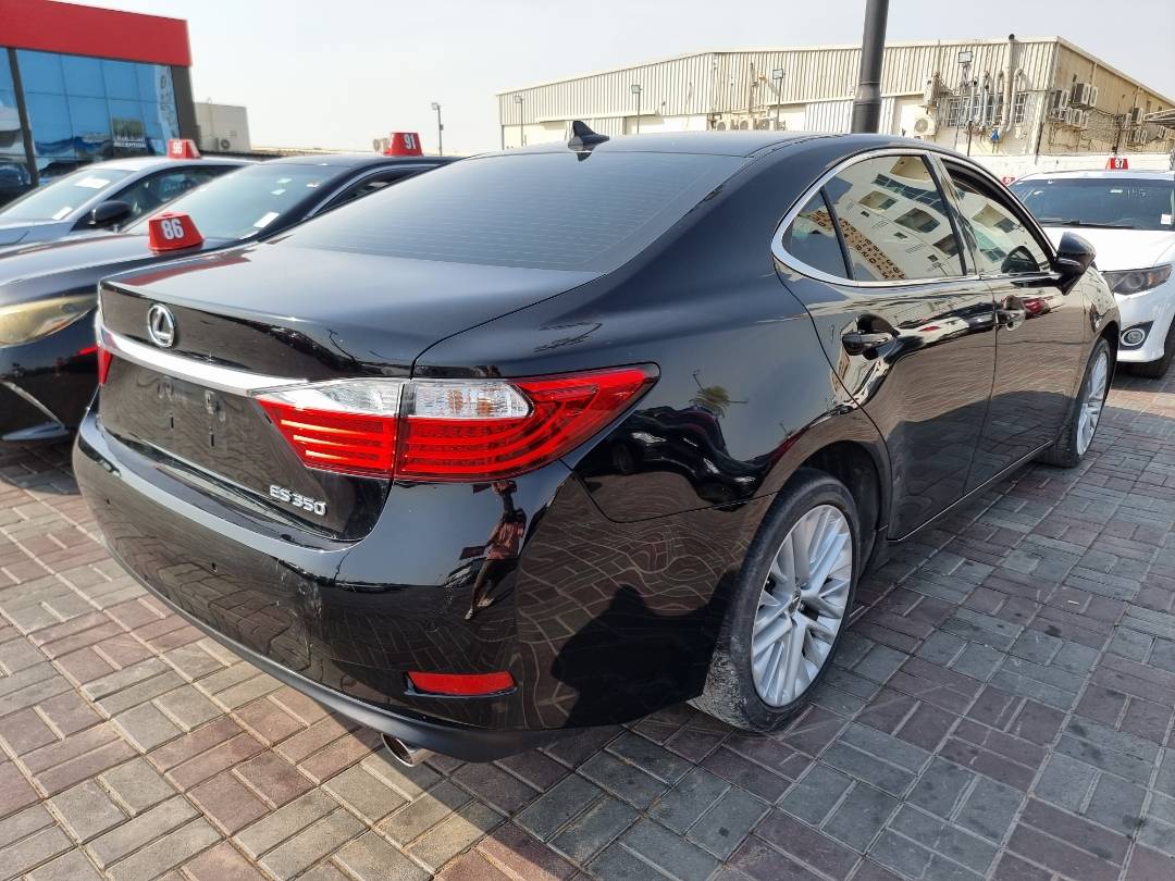 2013 LEXUS ES 350 — 135699 Miles — Lot 215478 — Ind. 12 - Marhaba Auctions Used Cars - Image 3