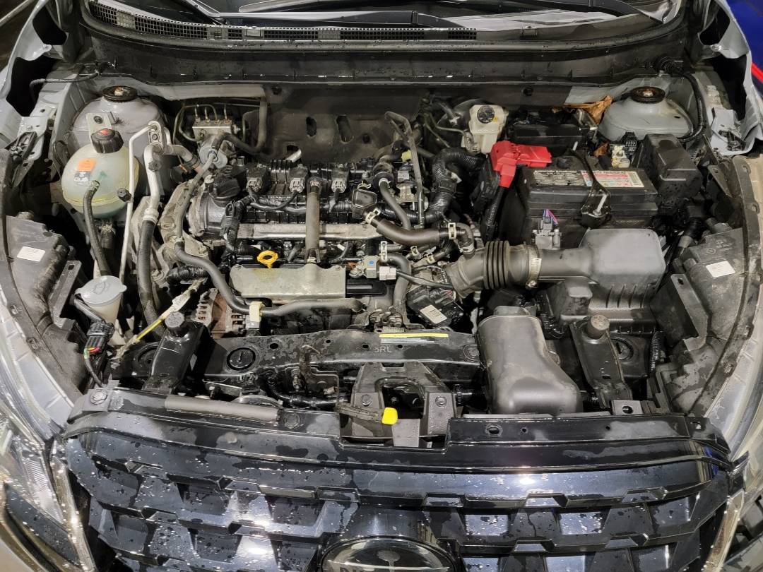 2021 NISSAN KICKS — 40109 Miles — Lot ML553362 — Main - Marhaba Auctions Used Cars - Image 11