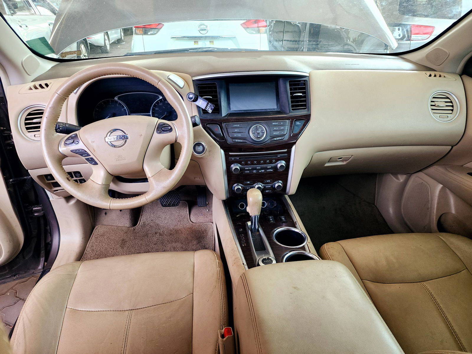 2013 NISSAN PATHFINDER — 217078 Miles — Lot C672198 — Souq - Marhaba Auctions Used Cars - Image 7