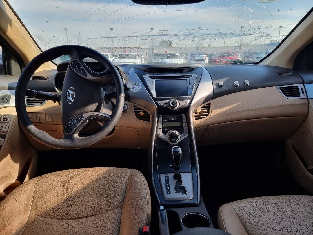 2013 HYUNDAI ELANTRA — 199633 Miles — Lot 125487 — Souq - Marhaba Auctions Used Cars - Image 7