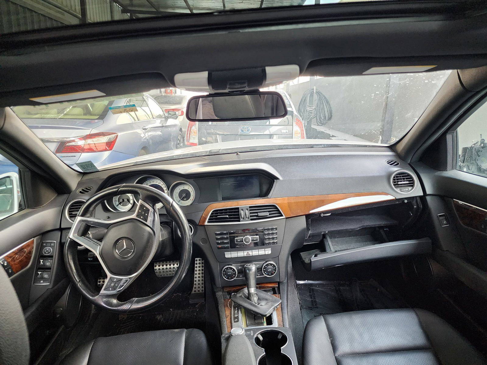 2014 MERCEDES BENZ C-250 — 120518 Miles — Lot 84430274 — Al Quoz - Marhaba Auctions Used Cars - Image 4