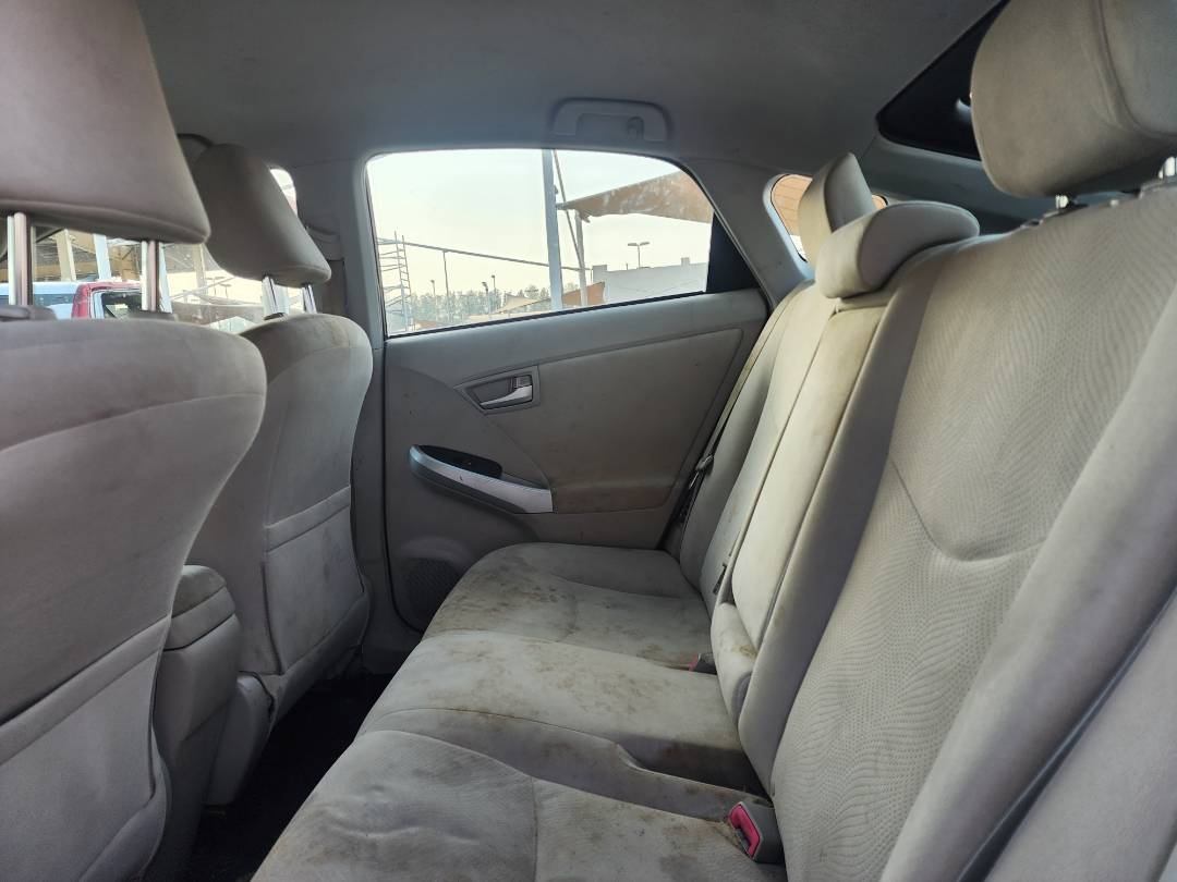 2012 TOYOTA PRIUS — 212105 Miles — Lot 33592695 — Souq - Marhaba Auctions Used Cars - Image 6