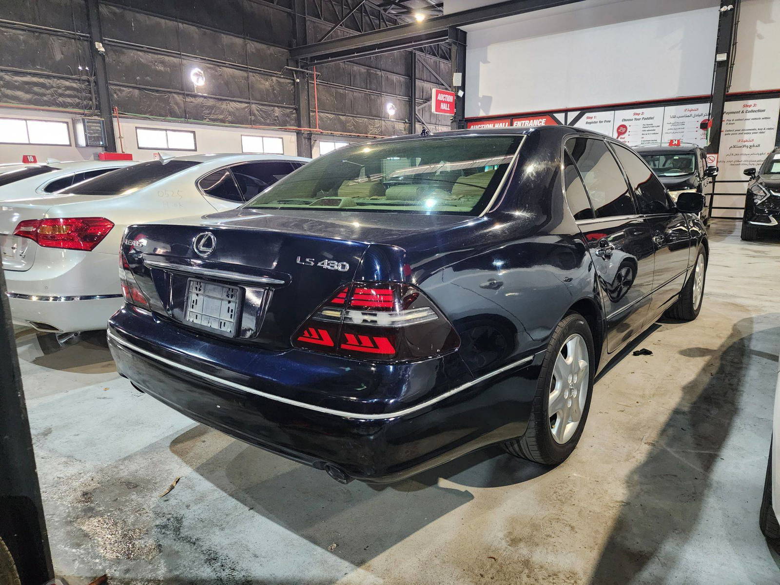 2004 LEXUS LS 430 — 306005 Miles — Lot 26079 — Al Quoz - Marhaba Auctions Used Cars - Image 7
