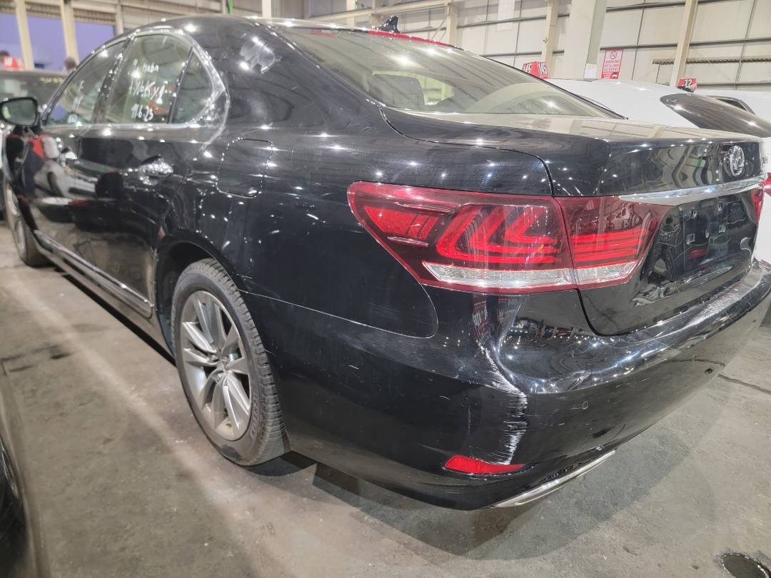 2013 LEXUS LS 460 — 124425 Miles — Lot 016187 - Marhaba Auctions Used Cars - Image 3