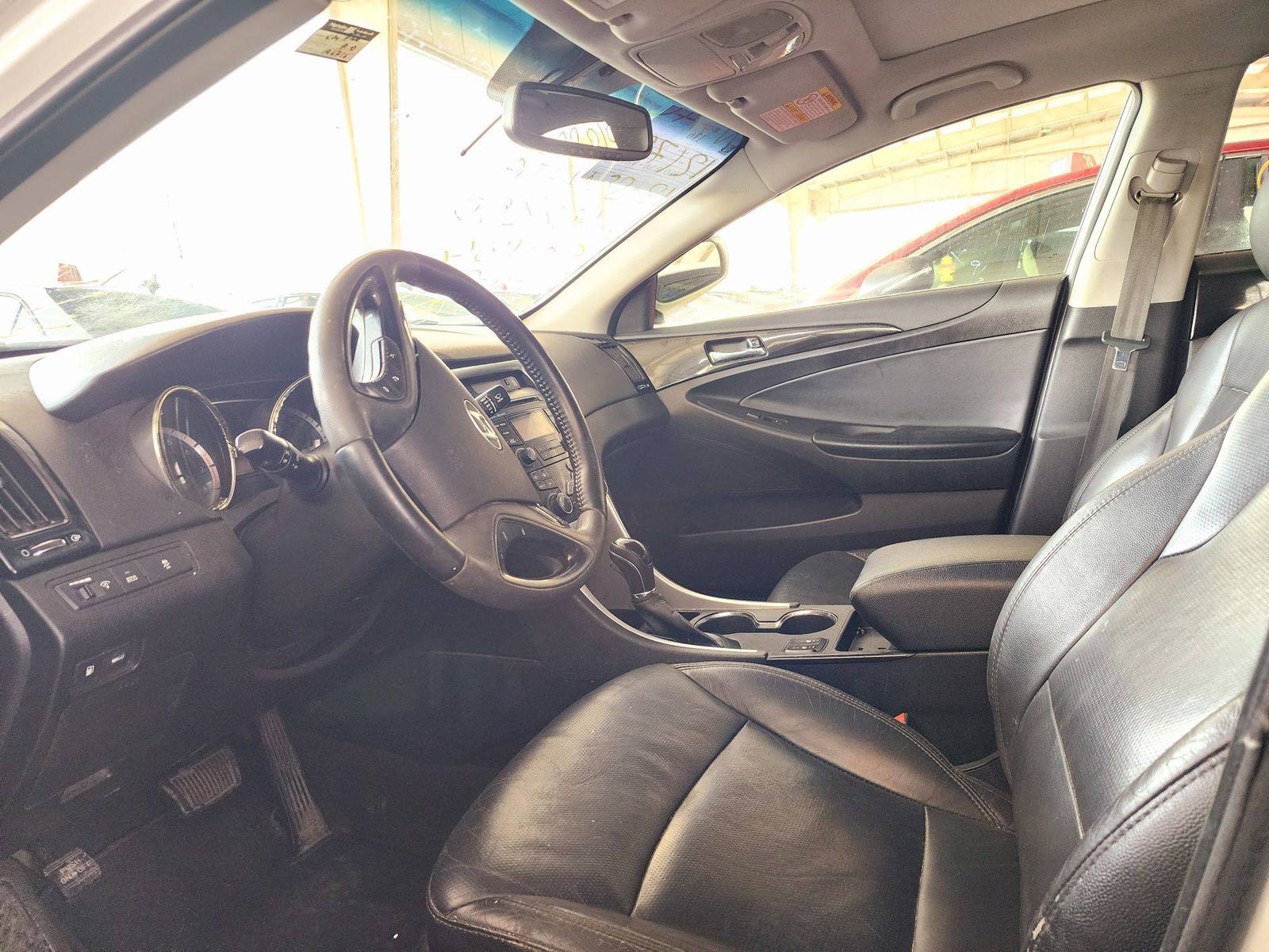 2012 HYUNDAI SONATA — 194756 KM — Lot 12172015 — Souq - Marhaba Auctions Used Cars - Image 9